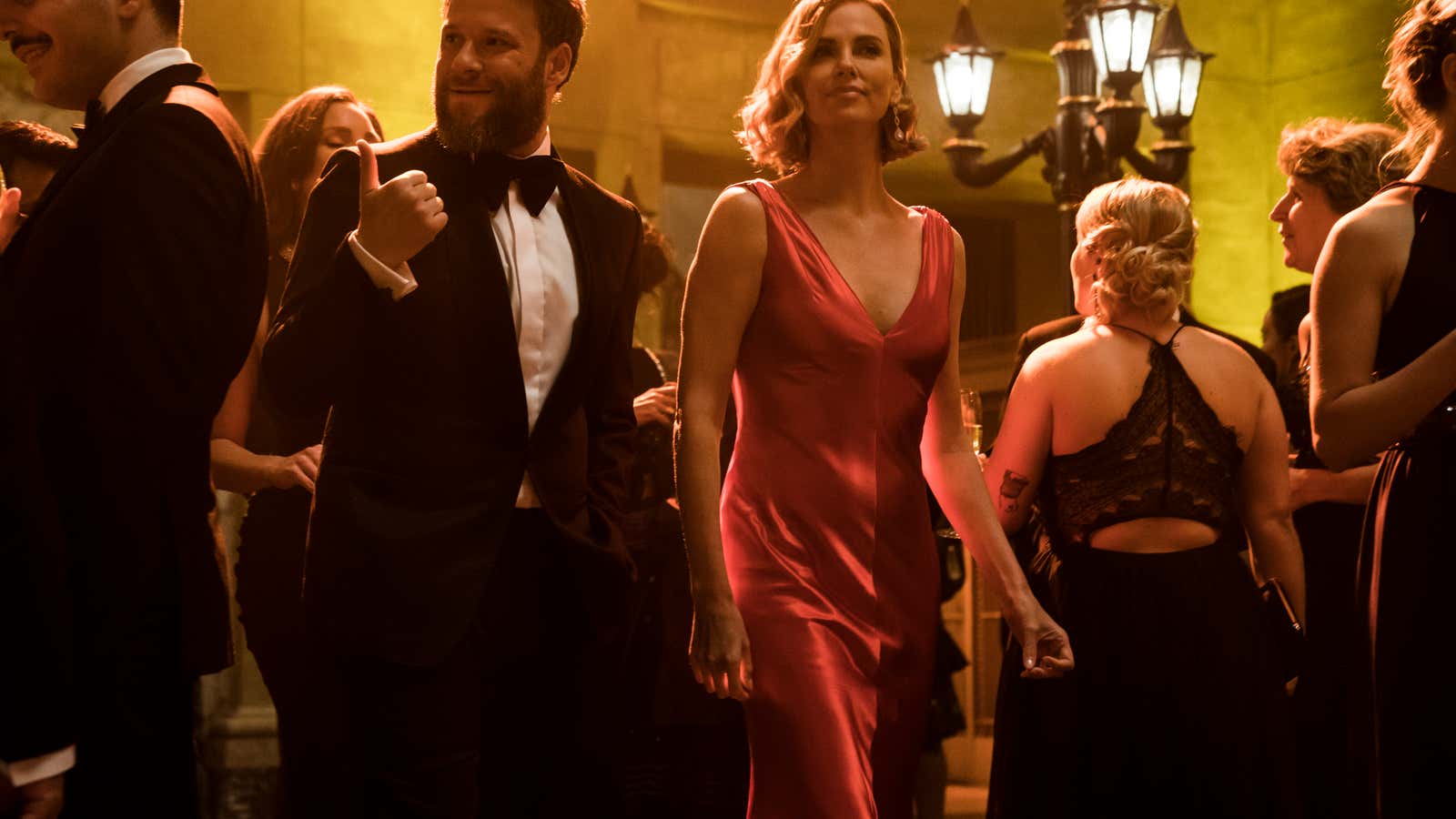 Seth Rogen woos Charlize Theron in the half-assed political rom-com <i>Long Shot</i>