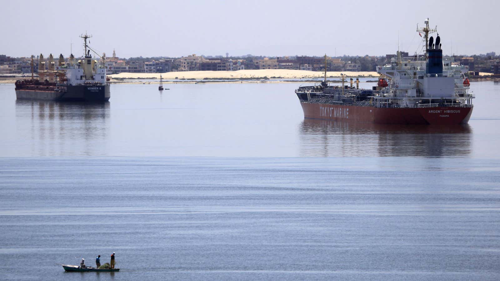 A slow-motion boat wreck.