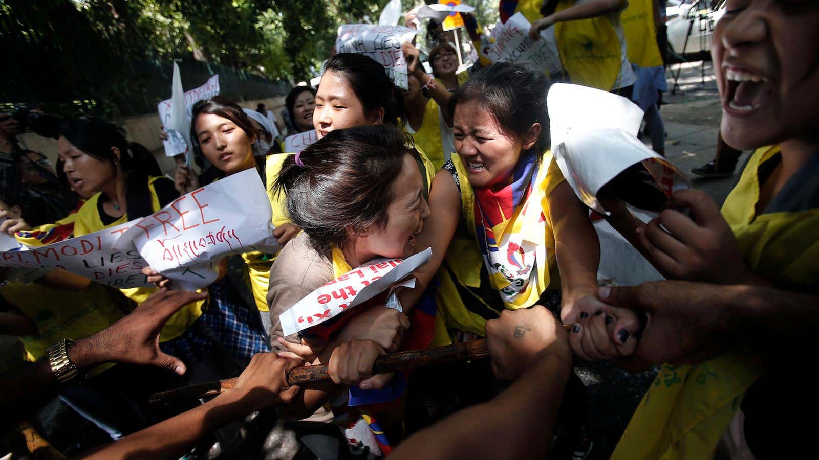 Tibetan activists protested outside Hyderabad House during Xi Jinping’s visit.