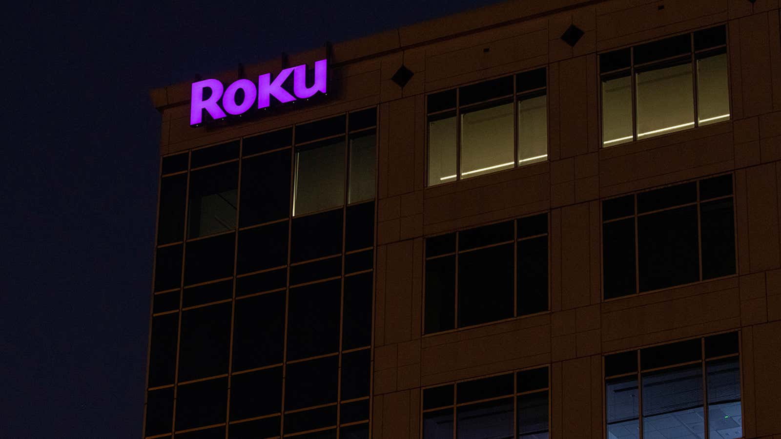 The Roku company logo is displayed on a building in Austin, Texas, U.S., October 25, 2021. REUTERS/Mike Blake