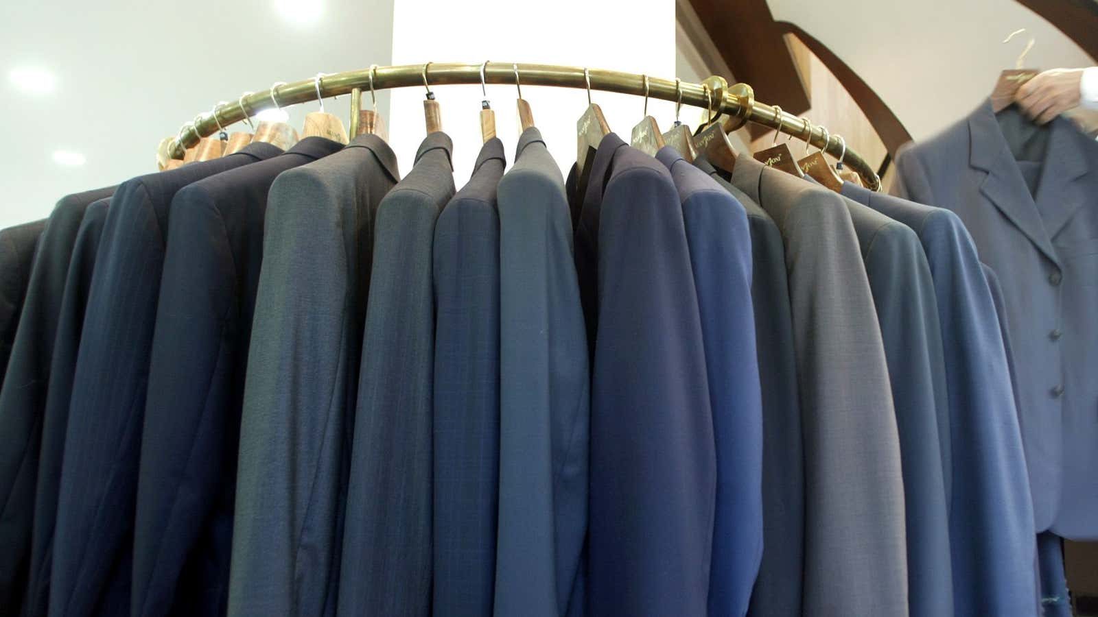 Suit specialist P N Rao opens showroom in Chennai - The Hindu BusinessLine
