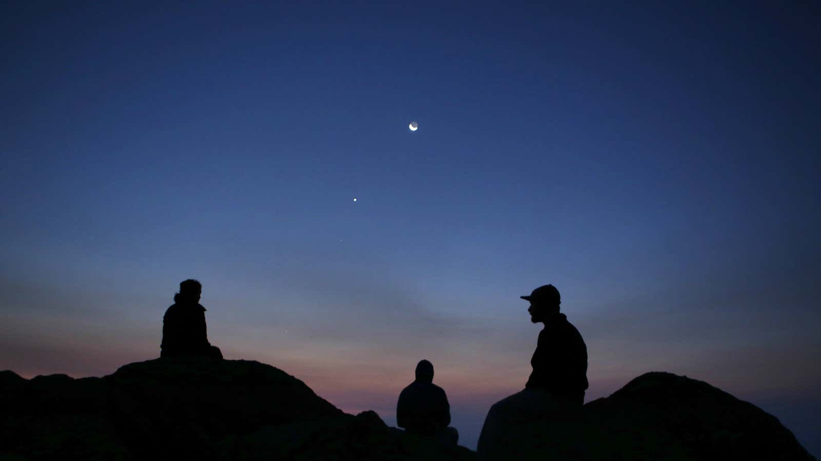 Space scientists find moon caves.