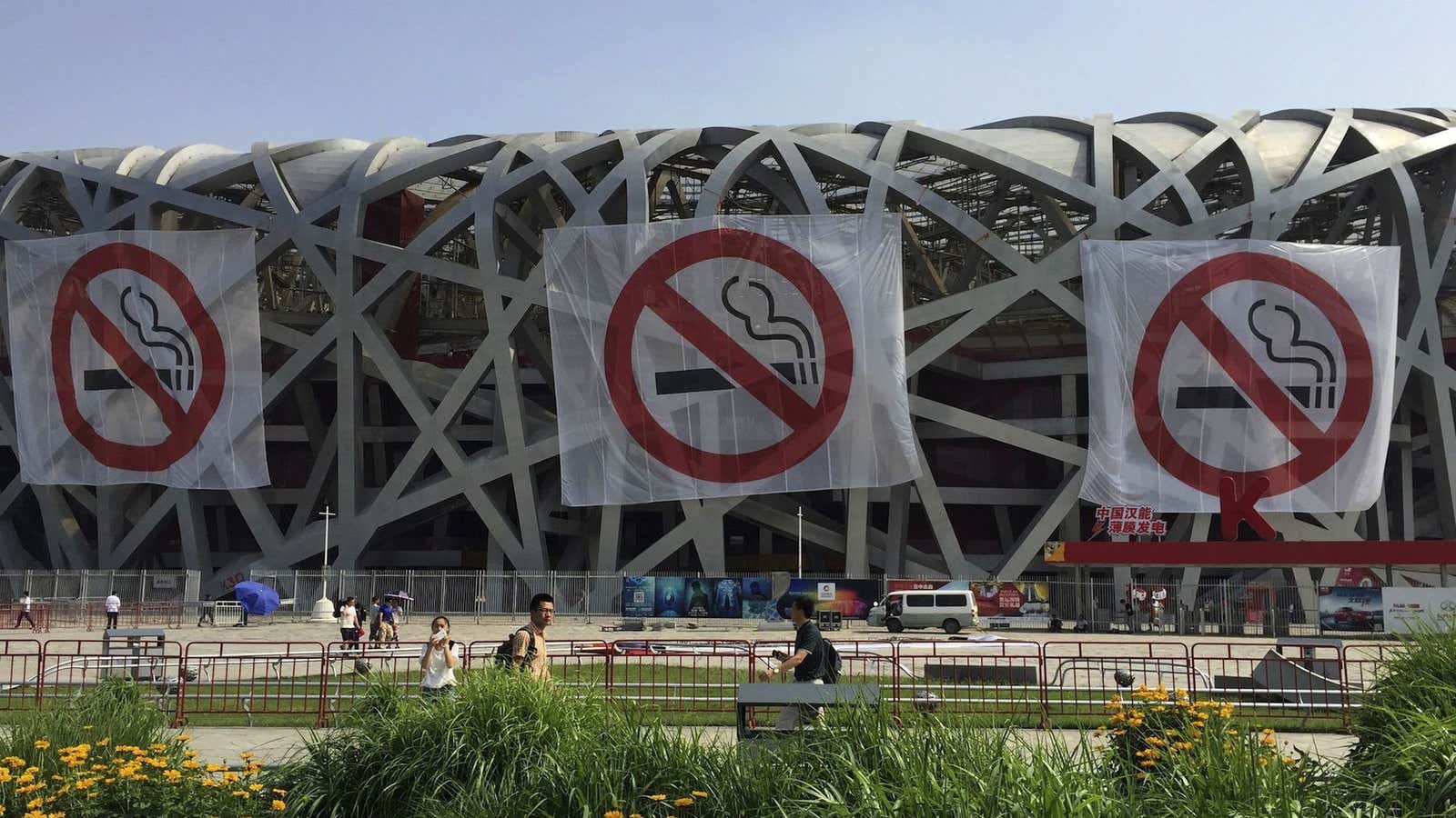 Giant “No Smoking” signs on Beijing’s National Stadium.