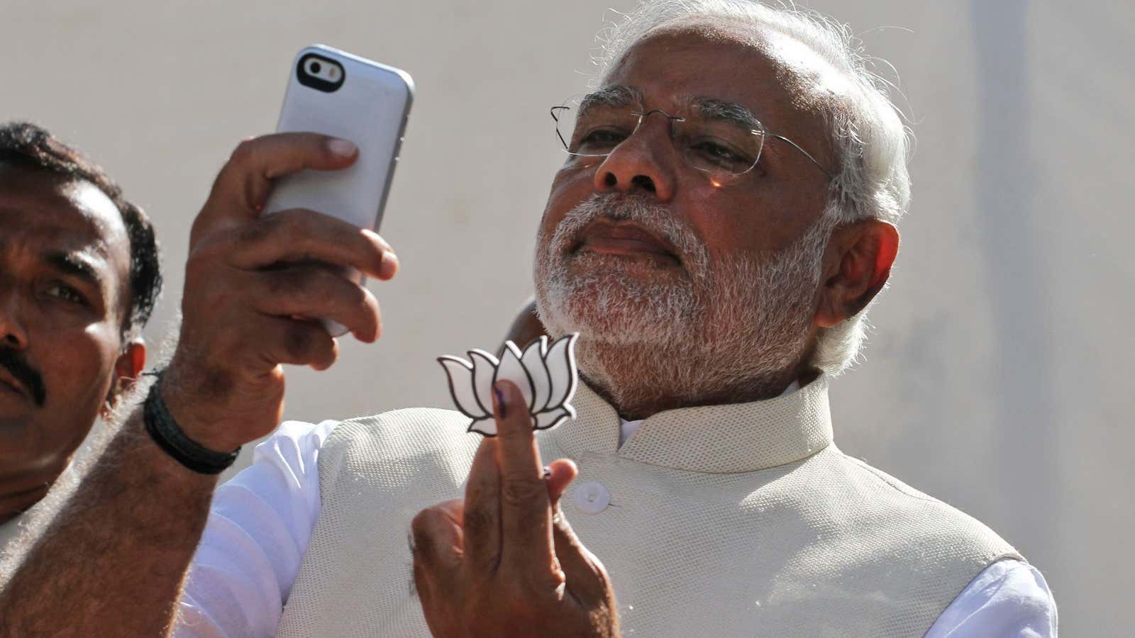 Narendra Modi tweets his mind.