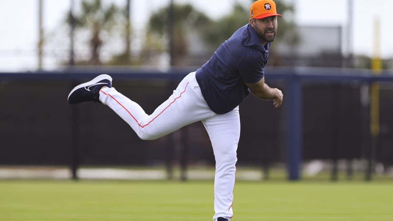 Image for Just-in Time: Verlander debuts for ailing Astros in Washington