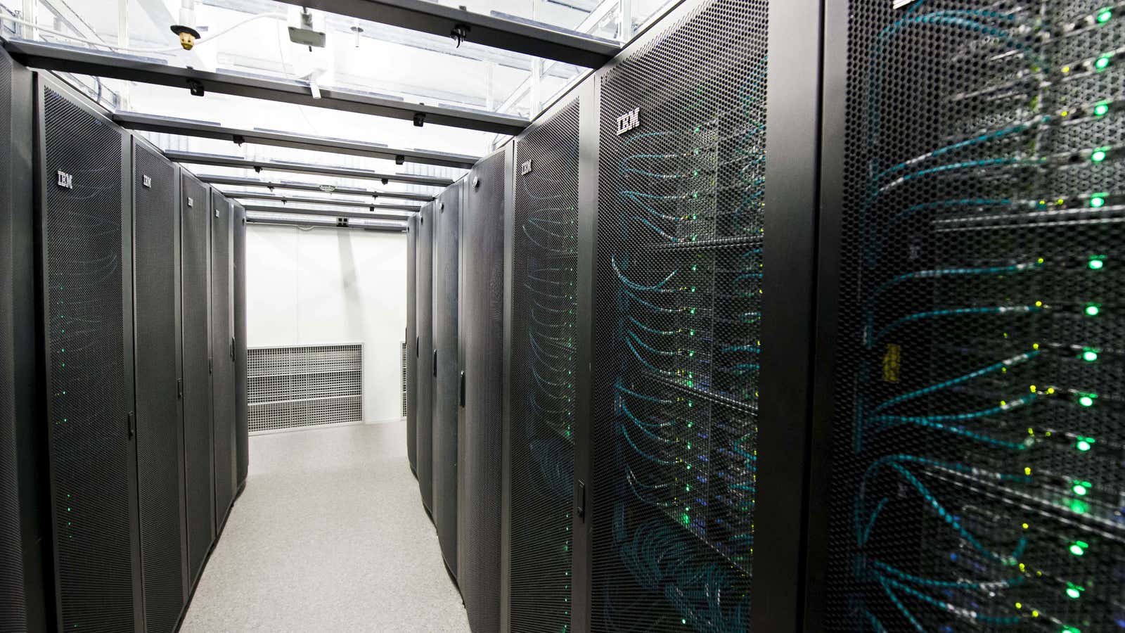 Servers for data storage