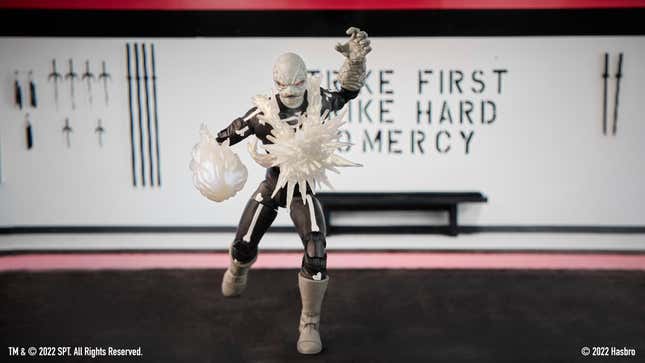 Image for article titled Cobra Kai and Power Rangers Have Reached Their Inevitable Crossover