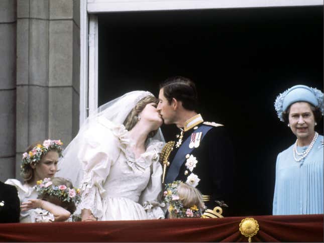 Image for article titled Queen Elizabeth II at 92: These photos document the making of modern history