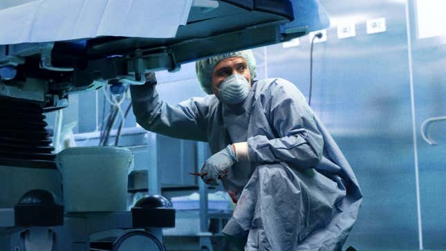 Image for article titled Surgeon Loses Another Patient Under Operating Table