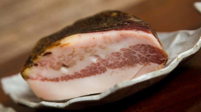 Guanciale cross-section