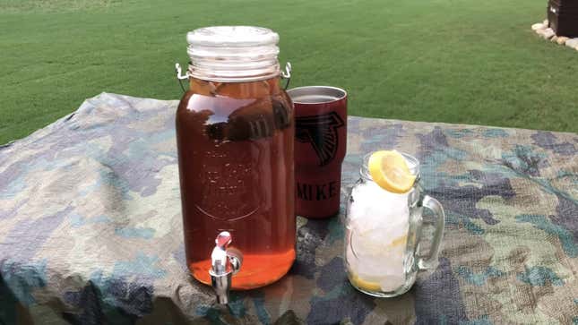 Image for article titled Maybe Don’t Make Sun Tea This Summer