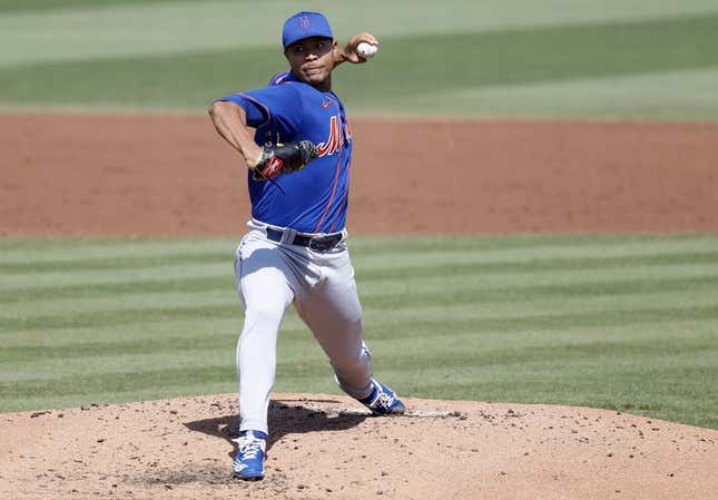 New York Mets' Jose Quintana pitches during the first inning of