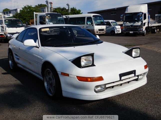 Image for article titled Honda Beat, Suzuki Jimny, Nissan Skyline: The Dopest Cars I Found For Sale Online
