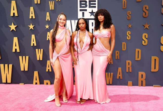 Image for article titled BET Awards 2023: Black Excellence on the Pink Carpet
