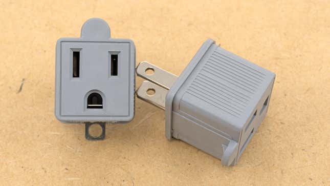 Image for article titled The Difference Between 2- and 3-Prong Electrical Plugs (and Why It Matters)