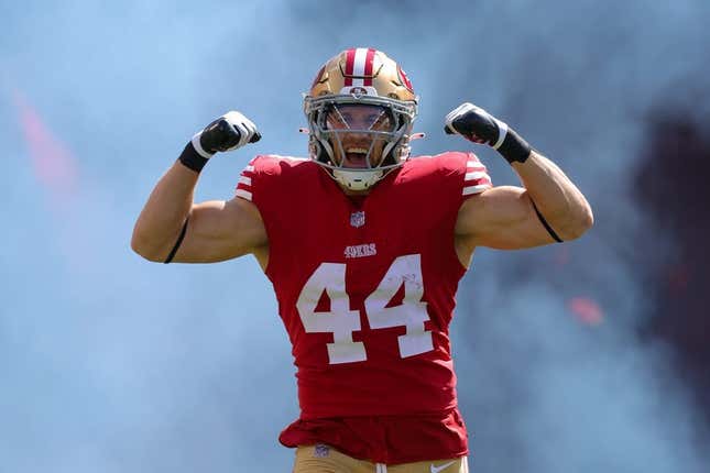 San Francisco 49ers FB Kyle Juszczyk scores vs. Seahawks