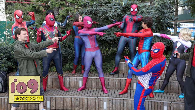 New York Comic Con 2021 cosplayers dressed as different versions of Spider-Man from Into the Spider-Verse all pointing at each other like the classic Spidey meme.