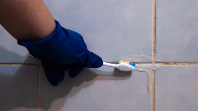 Image for article titled 15 Clever Ways to Use Toothpaste Around Your Home