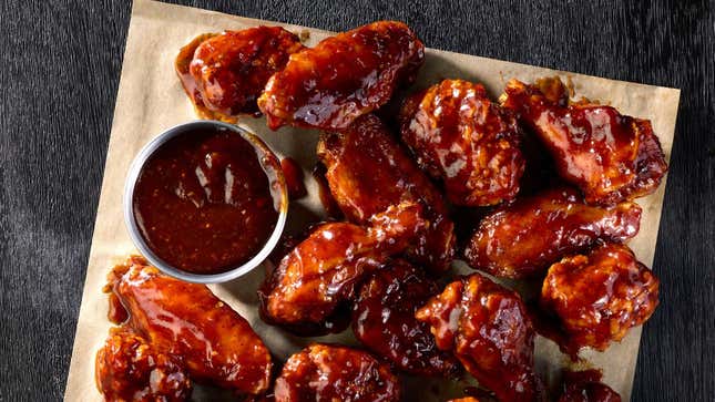 Buffalo Wild Wings to Show Thursday Night Football Through