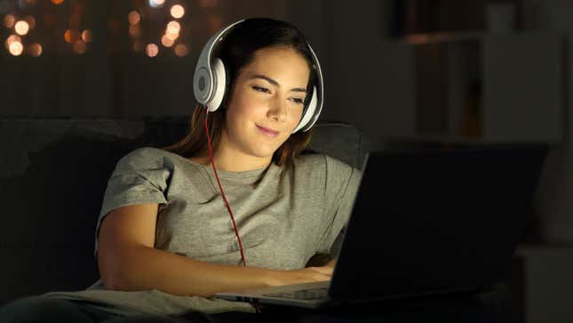 Image for article titled Here Are the Best Streaming Discounts for Students