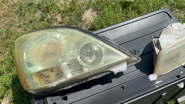 Image for article titled TikTok's Favorite Chinese Car Cleaner Spray Doesn't Work