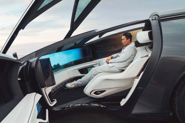 Image for article titled Cadillac Brought A Rolling Autonomous Lounge To CES