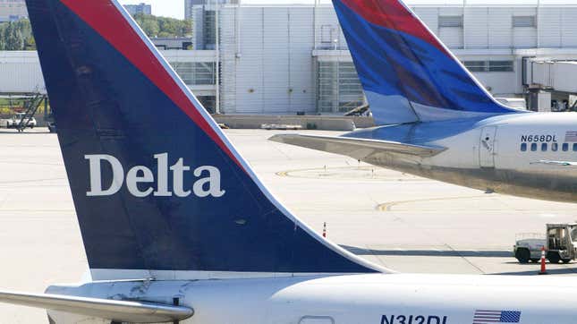 Image for article titled Delta Packed an Entire Trans-Atlantic Flight With Nothing But Lost Luggage