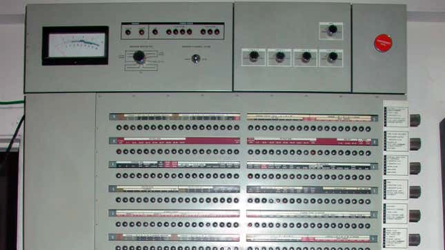 Image for article titled Why We Always Want to Push the Big Red Button