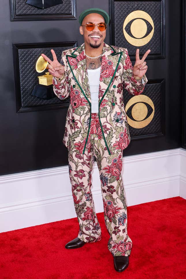Image for article titled 2023 Grammys Red Carpet: Music&#39;s Biggest Stars Go for Bold