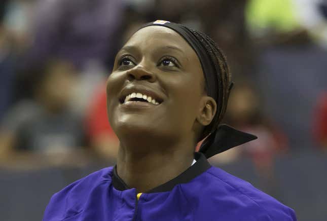 Image for article titled Former WNBA, University of Texas Basketball Star Tiffany Jackson Dies at 37