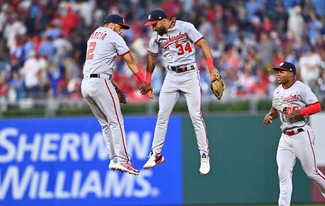 Look: Phillies Make Decision On Uniform For Game 5 - The Spun