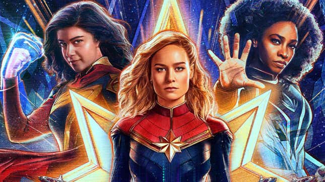 (LR): Marvel's The Marvels posterinde Kamala Khan, Carol Danvers ve Monica Rambeau.