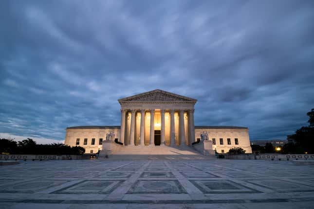 Image for article titled Supreme Court&#39;s Affirmative Action Case Relies on Myths About Asian-Americans