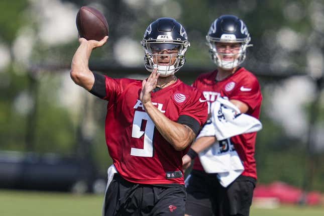 Jul 28, 2023; Flowery Branch, GA, USA; Atlanta Falcons quarterback Desmond Ridder (9) on the field during training camp at IBM Performance Field.
