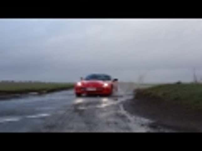 What's The 2014 Corvette Like On A Wet British B-Road?