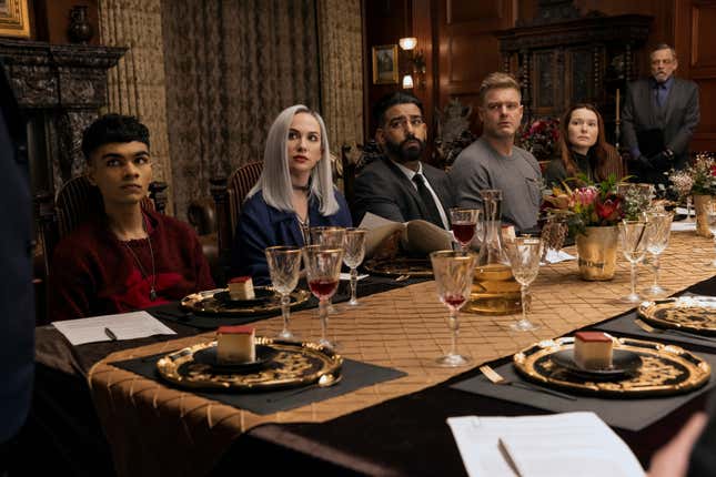 Image for article titled Netflix&#39;s The Fall of the House of Usher Offers a Spooky First Look