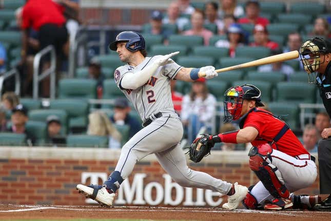 Red Sox complete comeback to defeat Braves