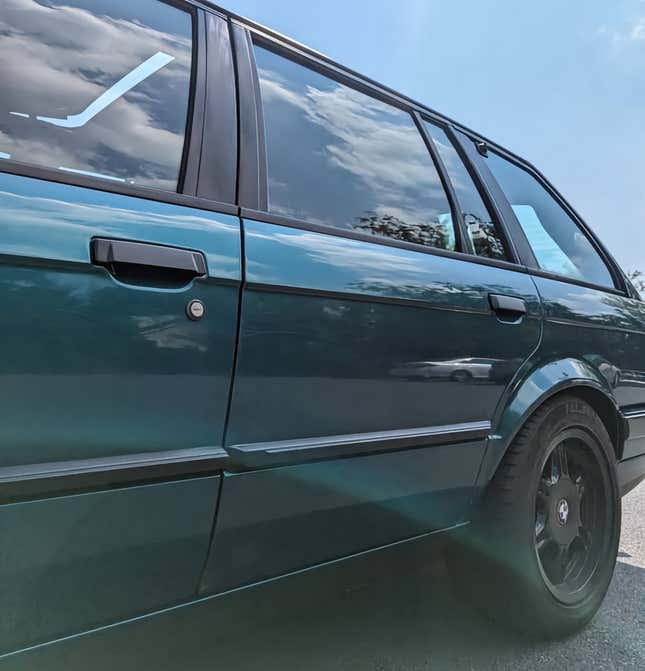 Bild für Artikel mit der Überschrift: Wird dieser BMW 318i Touring von 1991 für 15.800 US-Dollar einen schnellen Kombi-Verkauf ermöglichen?