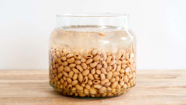 Image for article titled Don&#39;t Waste Your Precious Bean-Soaking Water
