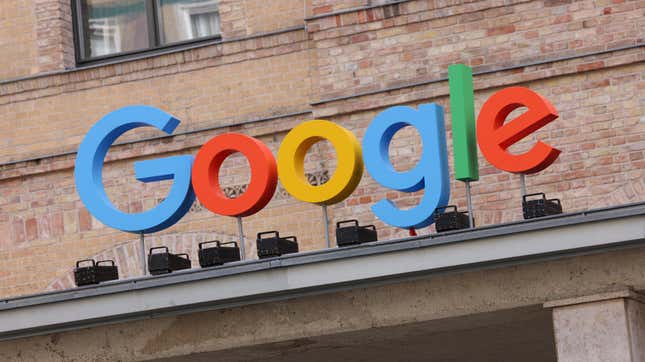 1,367 employees have signed the letter, which calls for priority in rehiring severed Google employees and waiting until employees on leave return to the office before terminating them.