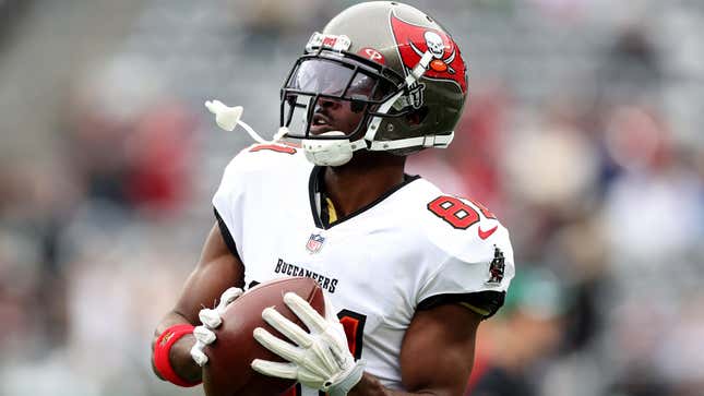 Why Antonio Brown Will Root for Tampa Bay Buccaneers in the