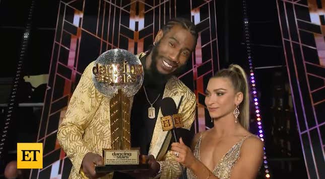 Image for article titled Iman Shumpert Comes Through in the Clutch to Become 1st NBA Player to Win Dancing With the Stars