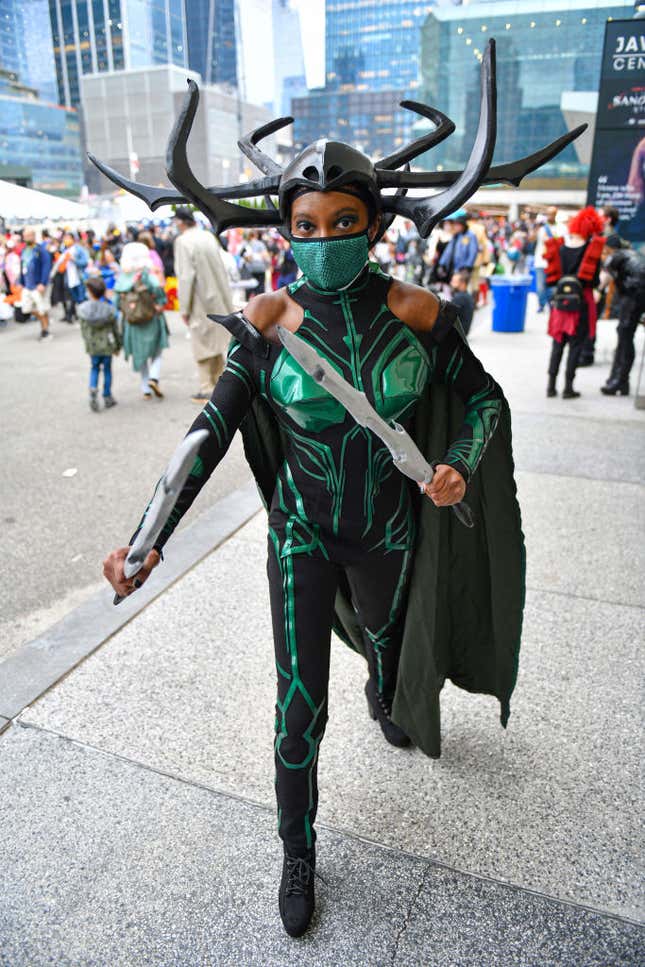 Image for article titled The Coolest and Most Impressive Cosplay From NYCC 2021