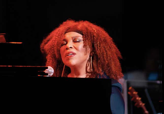 Image for article titled Roberta Flack&#39;s New Children&#39;s Book Hopes to Inspire Kids to Pursue Their Dreams