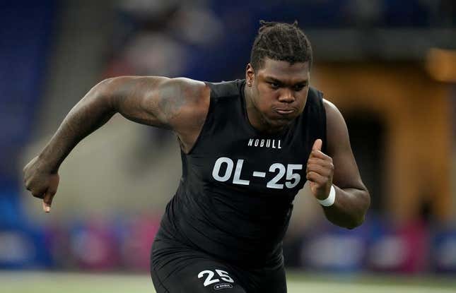 Mar 5, 2023; Indianapolis, IN, USA; Georgia offensive lineman Broderick Jones (OL25) during the NFL Scouting Combine at Lucas Oil Stadium.