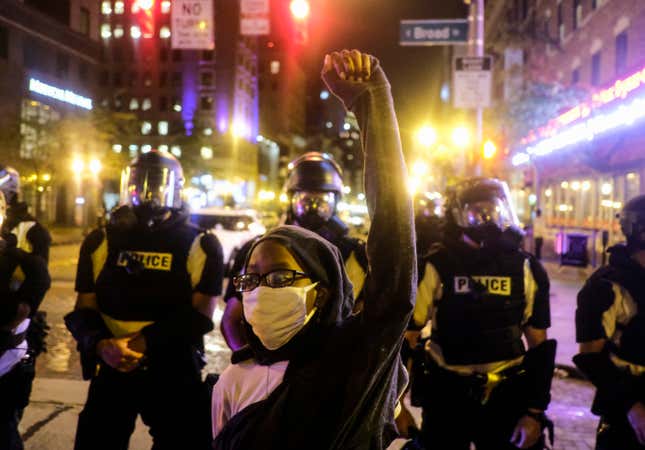 Image for article titled Police Officers in Ohio Charged With Dereliction of Duty for Actions During George Floyd Protests Last Year