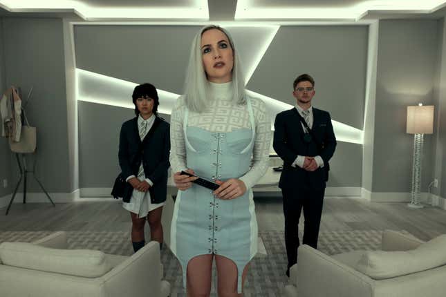 Image for article titled Netflix&#39;s The Fall of the House of Usher Offers a Spooky First Look