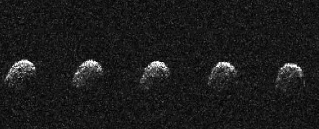 Observaciones de 4660 Nereus tomadas con el telescopio de Arecibo en 2002