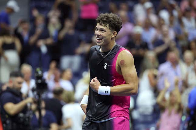 Ben Shelton reacts after a men’s singles quarterfinal match at the 2023 US Open