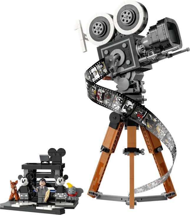 Image for article titled It&#39;s Star Wars&#39; World With All the Lego Sets You Can Buy in September